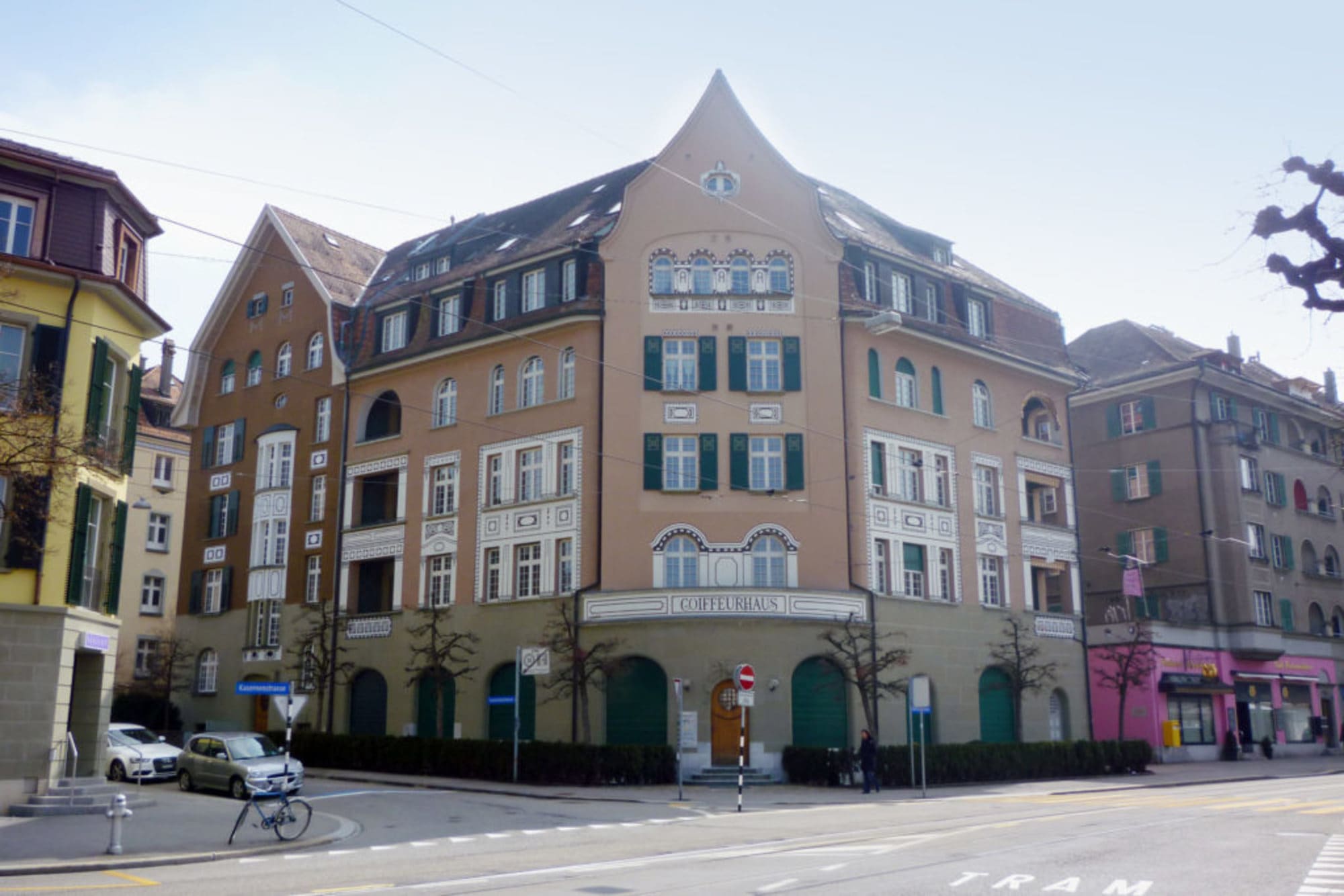 Firmenleitbild und Geschäftssitz von Vitalyse Schweiz, Coiffeurhaus, am Breitenrainplatz in Bern